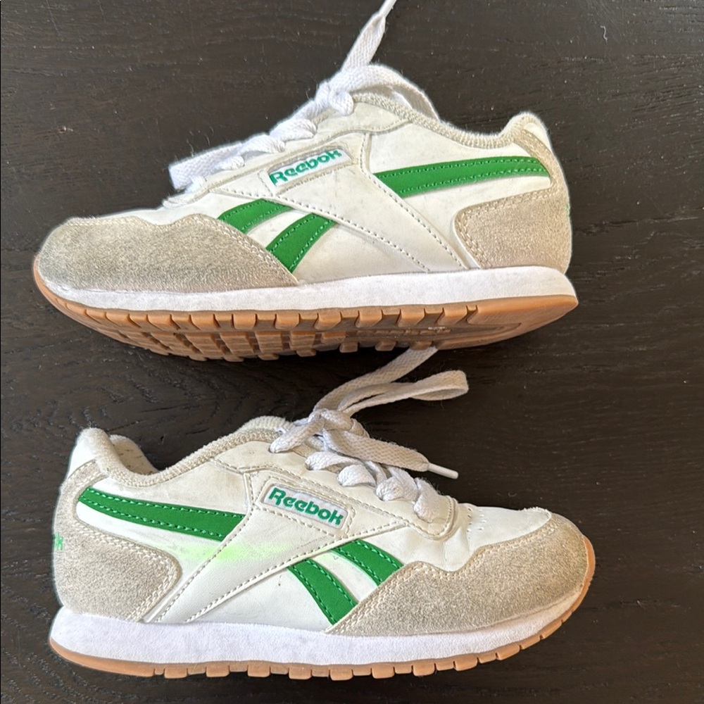 Reebok Green and White Sneakers Classic Design